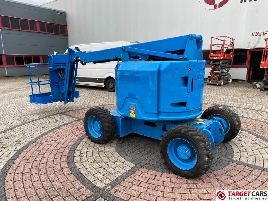 Genie Z-34/22 Articulated 4x4 Diesel Boom WorkLift 12.4M - Krah me çernjerë: foto 4 Genie Z-34/22 Articulated 4x4 Diesel Boom WorkLift 12.4M - Krah me çernjerë: foto 4
