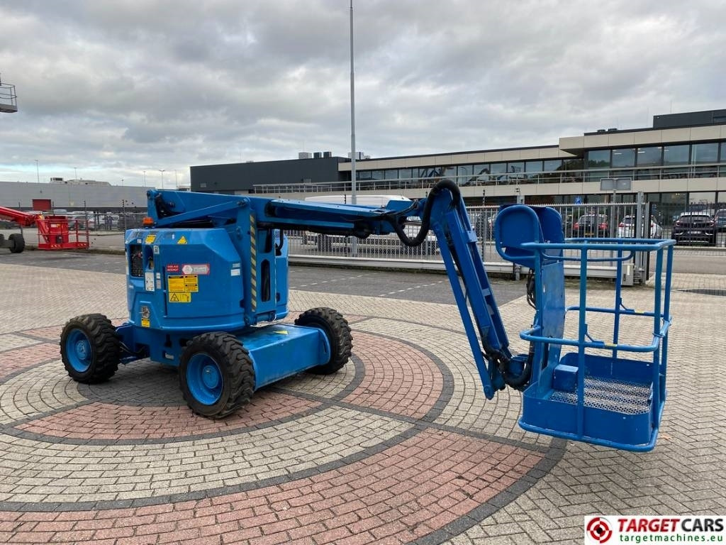 Genie Z-34/22 Articulated 4x4 Diesel Boom WorkLift 12.4M - Krah me çernjerë: foto 2 Genie Z-34/22 Articulated 4x4 Diesel Boom WorkLift 12.4M - Krah me çernjerë: foto 2