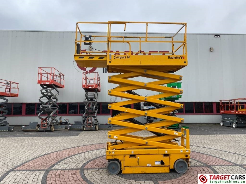 Haulotte Compact 14 Electric Scissor Work Lift 1385cm - Ngritës gërshërë: foto 5 Haulotte Compact 14 Electric Scissor Work Lift 1385cm - Ngritës gërshërë: foto 5