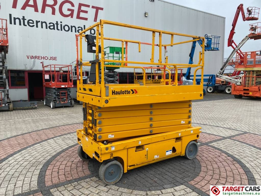 Haulotte Compact 14 Electric Scissor Work Lift 1385cm - Ngritës gërshërë: foto 1 Haulotte Compact 14 Electric Scissor Work Lift 1385cm - Ngritës gërshërë: foto 1