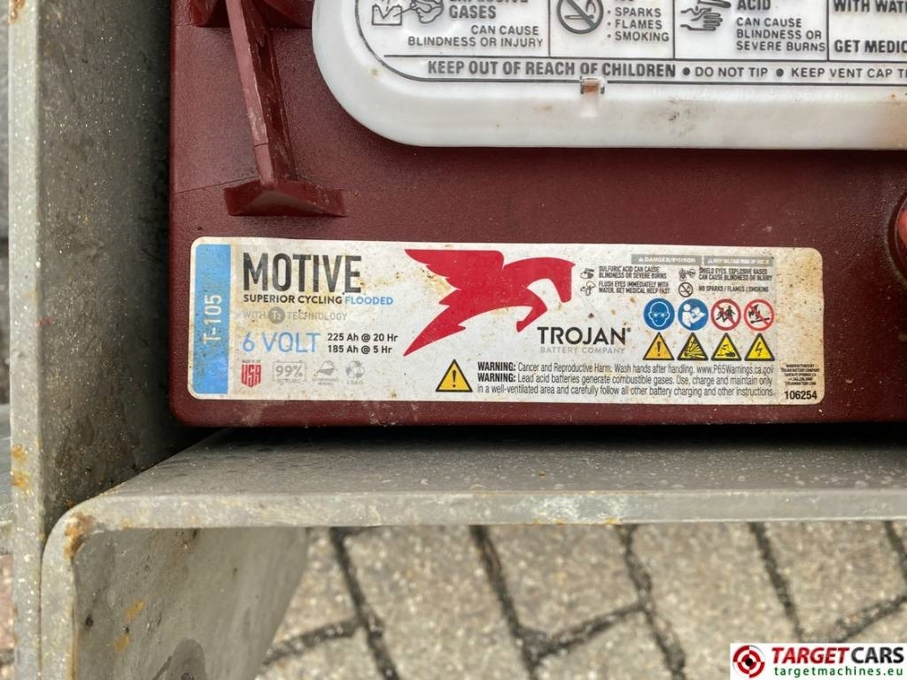 Ngritës gërshërë Haulotte Compact 8 Electric Scissor Work Lift 818cm: foto 14
