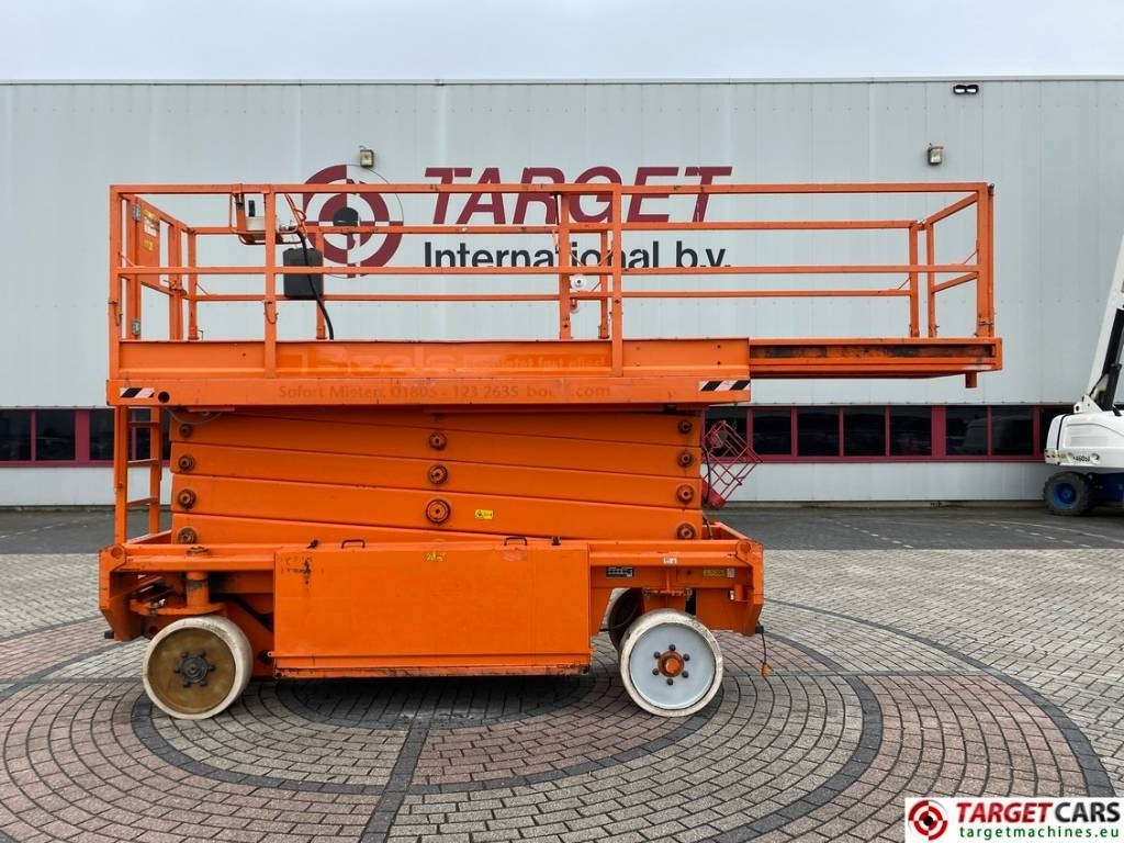 JLG 153-12 Liftlux Electric Scissor Work Lift 1730cm - Ngritës gërshërë: foto 5 JLG 153-12 Liftlux Electric Scissor Work Lift 1730cm - Ngritës gërshërë: foto 5