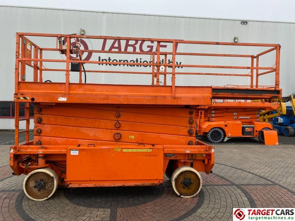 JLG 153-12 Liftlux Electric Scissor Work Lift 1730cm - Ngritës gërshërë: foto 5 JLG 153-12 Liftlux Electric Scissor Work Lift 1730cm - Ngritës gërshërë: foto 5
