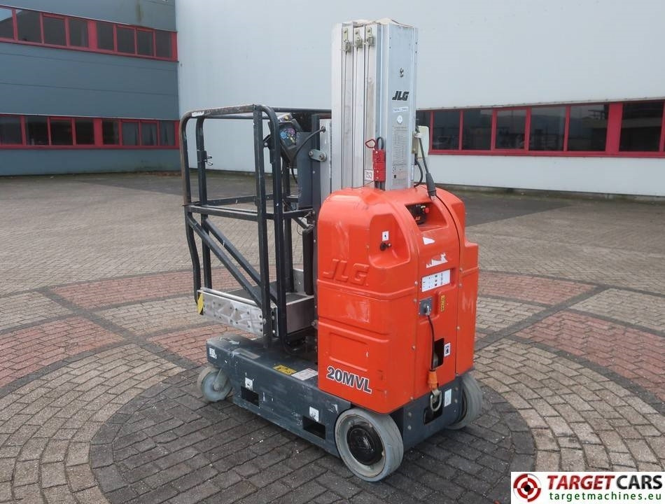 JLG 20MVL Electric Vertical Mast Work Lift 794cm - Ngritës me direk vertikal: foto 4 JLG 20MVL Electric Vertical Mast Work Lift 794cm - Ngritës me direk vertikal: foto 4