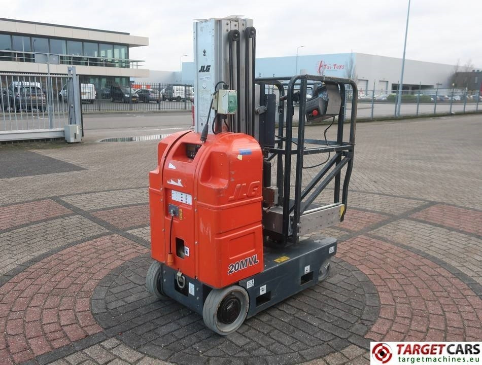 JLG 20MVL Electric Vertical Mast Work Lift 794cm - Ngritës me direk vertikal: foto 3 JLG 20MVL Electric Vertical Mast Work Lift 794cm - Ngritës me direk vertikal: foto 3