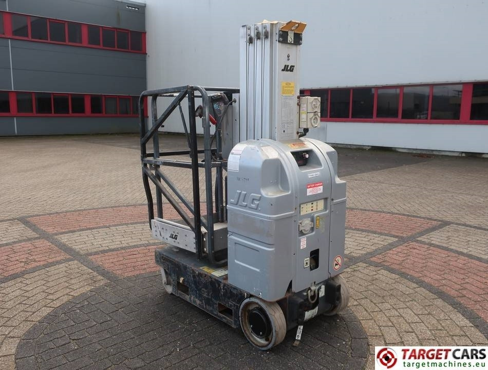 JLG 20MVL Electric Vertical Mast Work Lift 798cm - Platformë ajrore: foto 4 JLG 20MVL Electric Vertical Mast Work Lift 798cm - Platformë ajrore: foto 4
