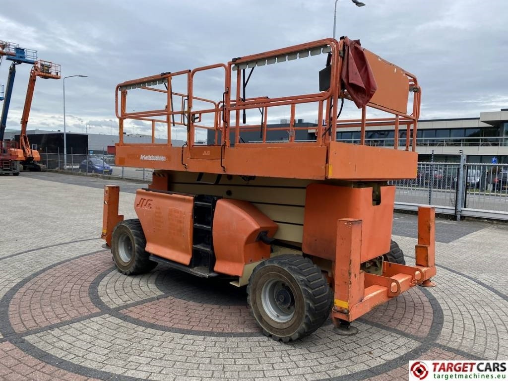 JLG 4394RT Diesel 4x4 Scissor Work Lift 1511cm - Ngritës gërshërë: foto 2 JLG 4394RT Diesel 4x4 Scissor Work Lift 1511cm - Ngritës gërshërë: foto 2