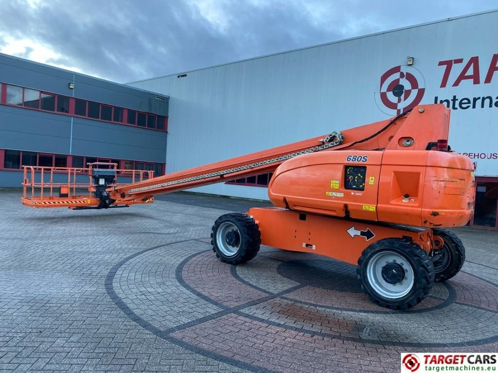 JLG 680S Telescopic 4x4 Diesel Boom Work Lift 2273cm - Krah teleskopik: foto 4 JLG 680S Telescopic 4x4 Diesel Boom Work Lift 2273cm - Krah teleskopik: foto 4