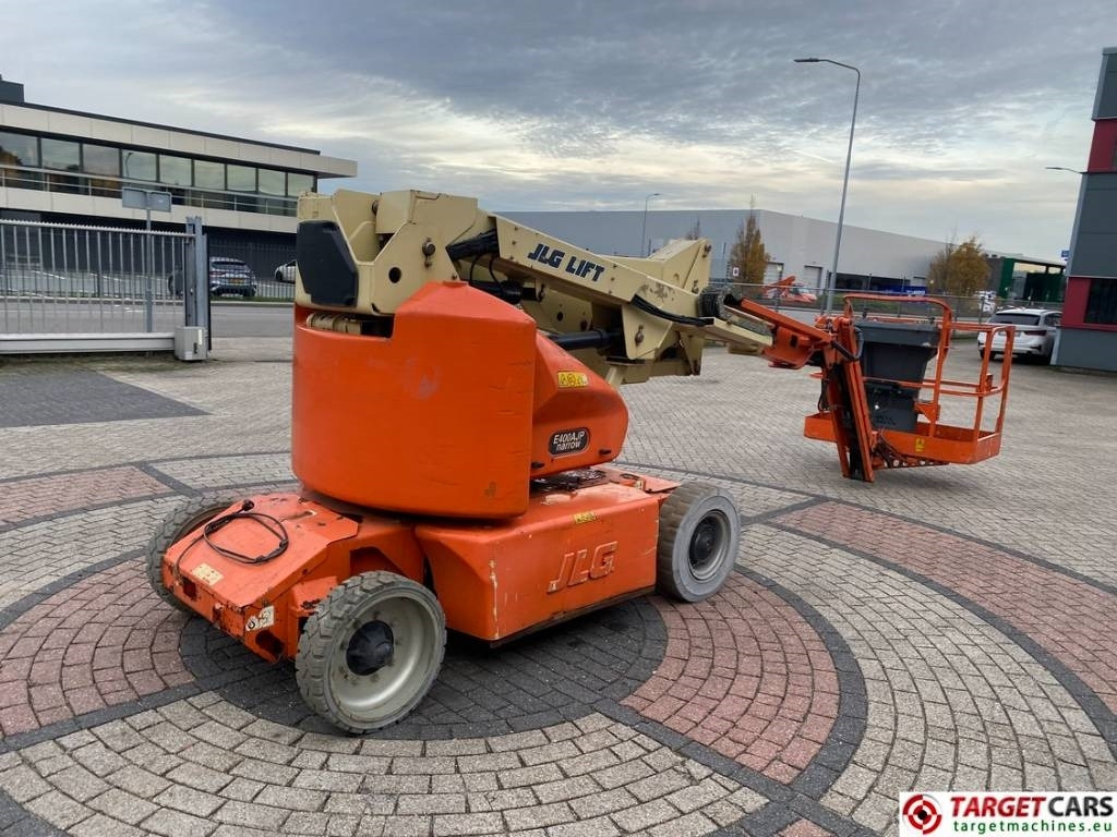 JLG E400AJPN Jib Plus Articulated Electric BoomLift - Krah me çernjerë: foto 3 JLG E400AJPN Jib Plus Articulated Electric BoomLift - Krah me çernjerë: foto 3
