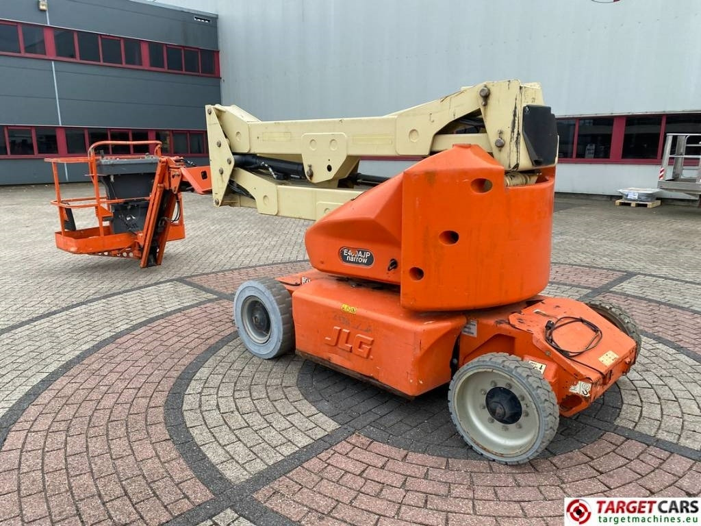 JLG E400AJPN Jib Plus Articulated Electric BoomLift - Krah me çernjerë: foto 4 JLG E400AJPN Jib Plus Articulated Electric BoomLift - Krah me çernjerë: foto 4