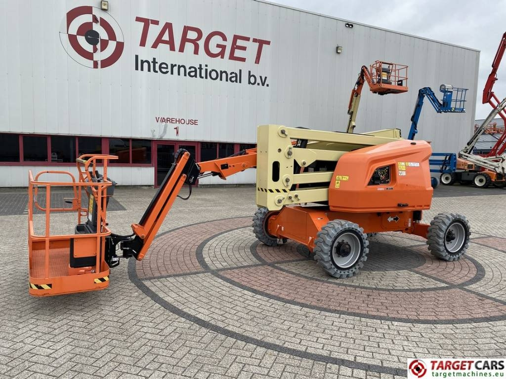 JLG EC450AJ Electric Articulated Boom Work Lift 1572cm - Krah me çernjerë: foto 1 JLG EC450AJ Electric Articulated Boom Work Lift 1572cm - Krah me çernjerë: foto 1