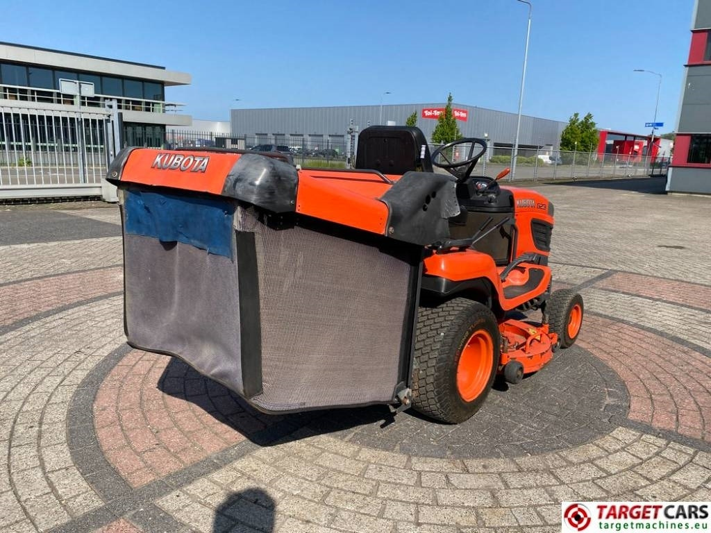 Kubota G23/LD Mower 4WD G23 Diesel 122cm - Korrëse bari i kopshtit: foto 3 Kubota G23/LD Mower 4WD G23 Diesel 122cm - Korrëse bari i kopshtit: foto 3
