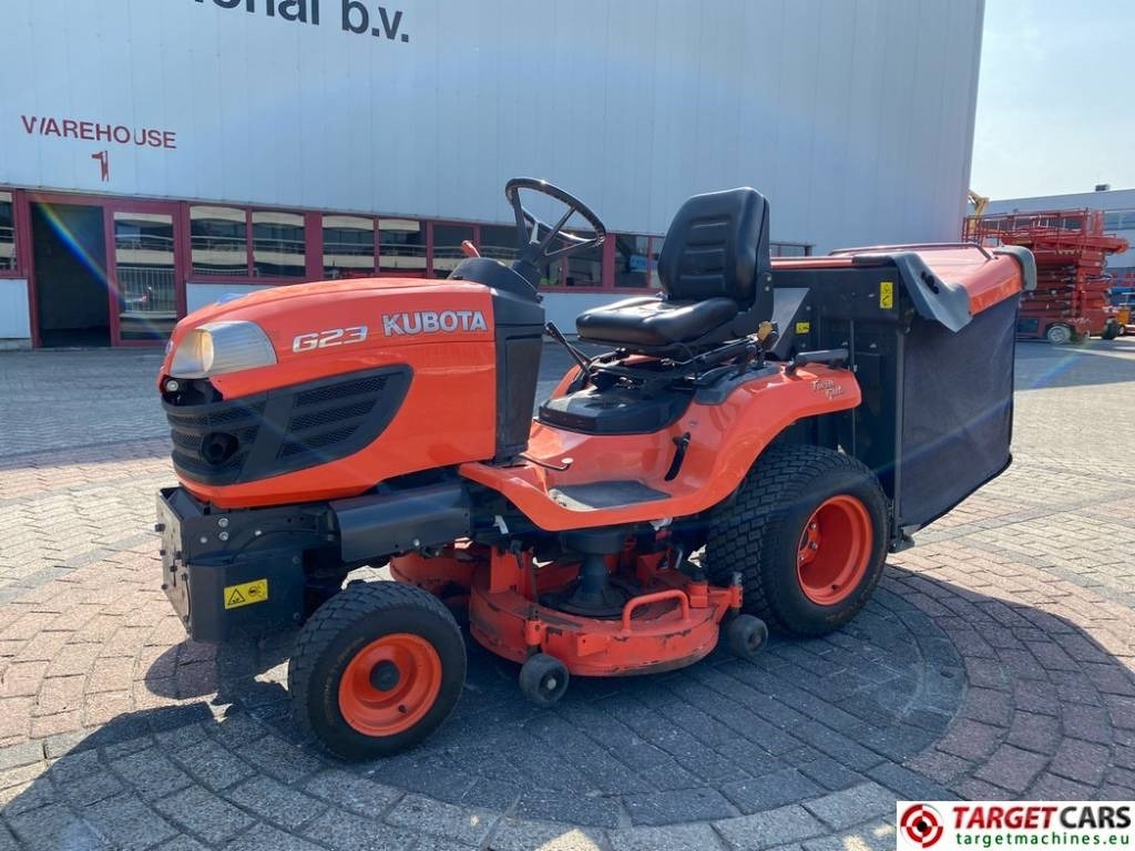 Kubota G23/LD Mower 4WD G23 Diesel 122cm - Korrëse bari i kopshtit: foto 1 Kubota G23/LD Mower 4WD G23 Diesel 122cm - Korrëse bari i kopshtit: foto 1
