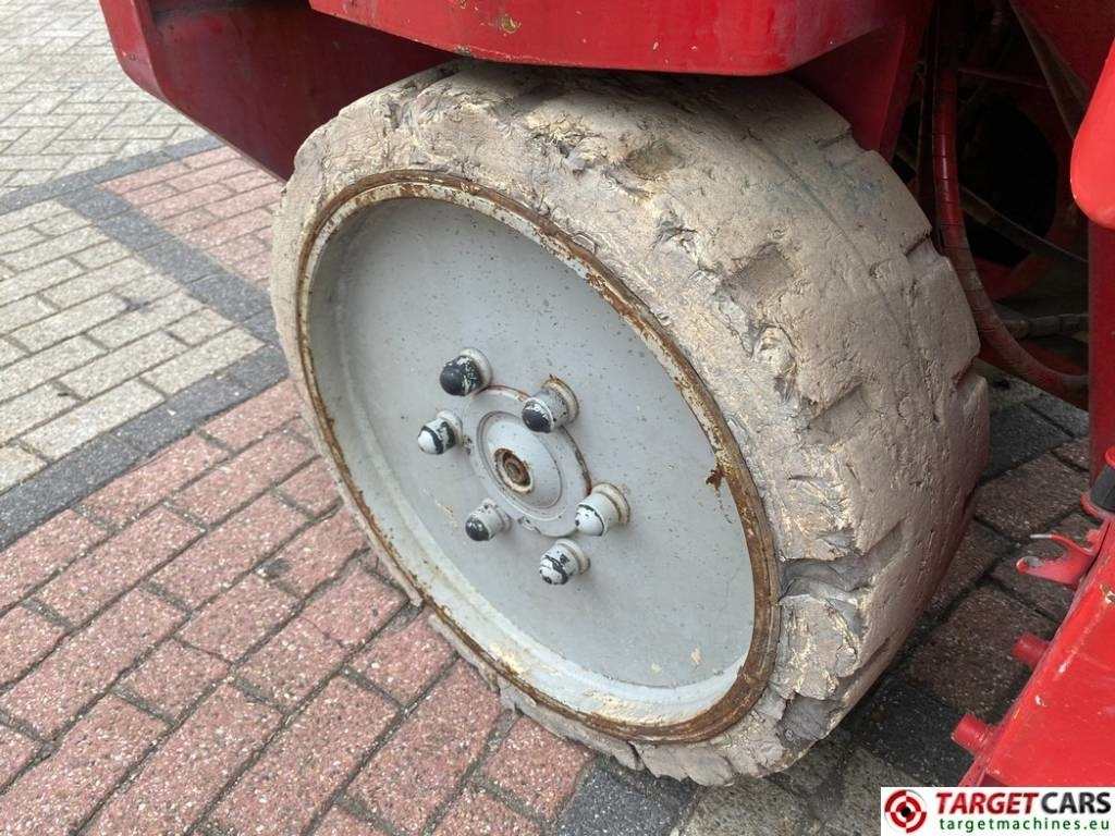 Ngritës gërshërë Liftlux SL210-12 E4/4WD Electric Scissor Work Lift 2300cm: foto 23 Ngritës gërshërë Liftlux SL210-12 E4/4WD Electric Scissor Work Lift 2300cm: foto 23