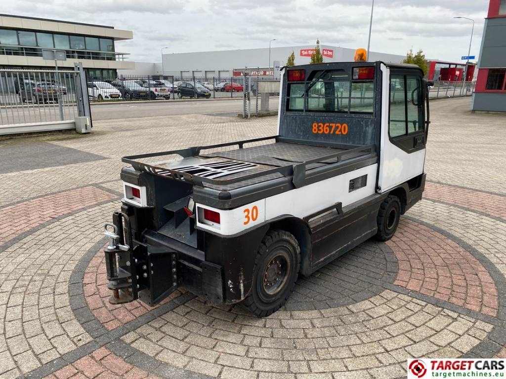 Linde P250 Tow Tug Truck Tractor Electric 80V Max 25T - Traktor komunal: foto 3 Linde P250 Tow Tug Truck Tractor Electric 80V Max 25T - Traktor komunal: foto 3