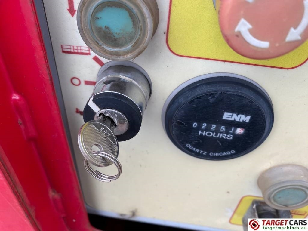 Ngritës gërshërë MEC 6092RT Diesel 4x4 Scissor Work Lift 2020cm: foto 12