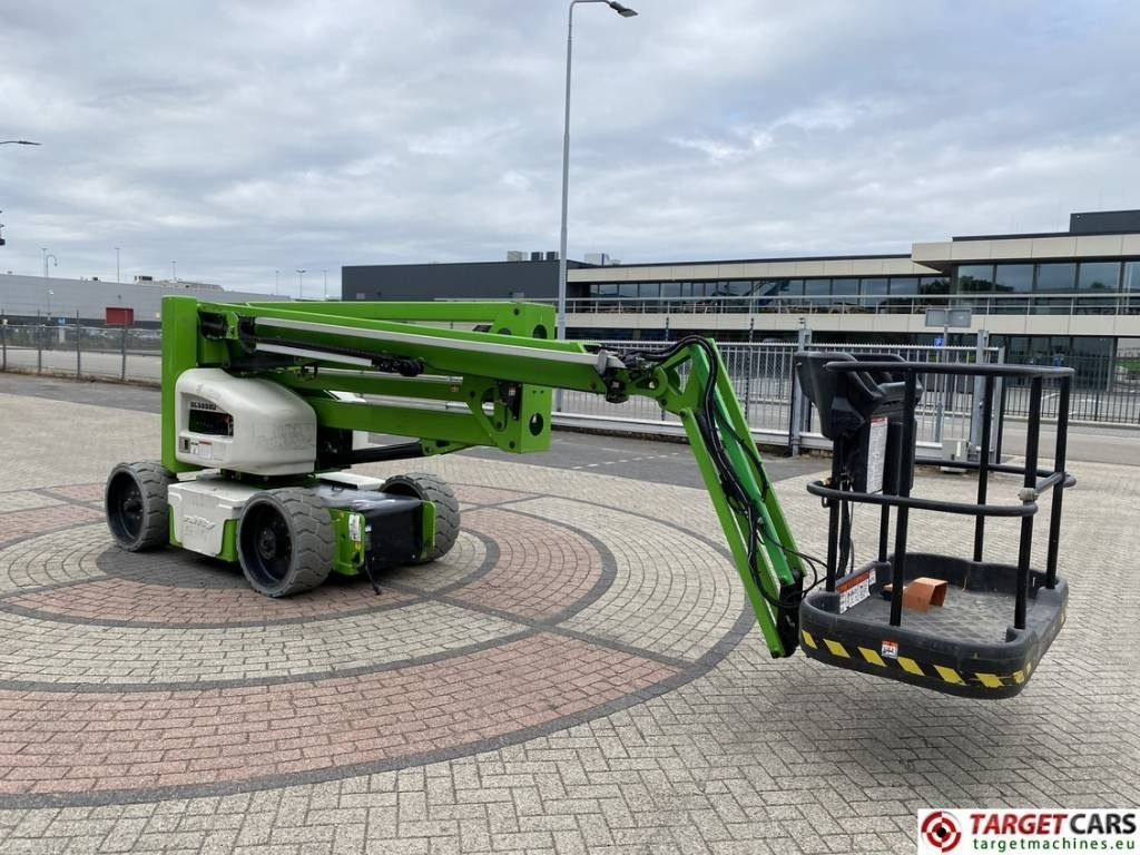 Niftylift HR17NE MK3 Electric Articulated Boom Work Lift 17M - Krah me çernjerë: foto 2 Niftylift HR17NE MK3 Electric Articulated Boom Work Lift 17M - Krah me çernjerë: foto 2