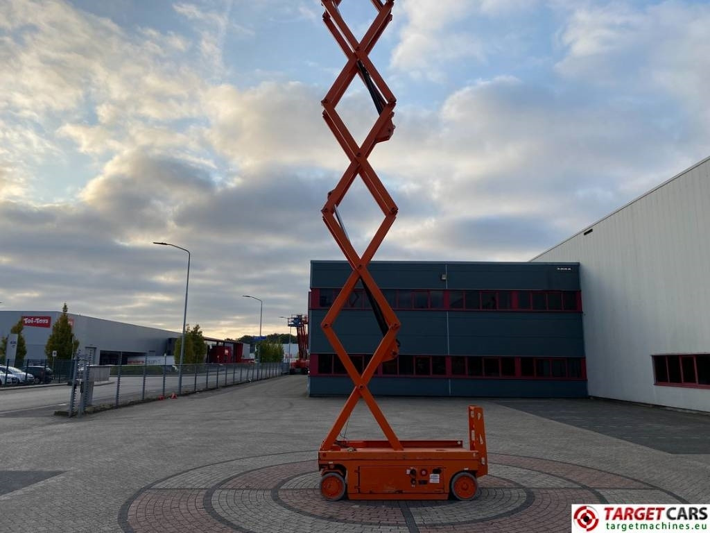 Ngritës gërshërë PB Lifttechnik S140-12EC Electric Scissor Work Lift 1380cm: foto 19 Ngritës gërshërë PB Lifttechnik S140-12EC Electric Scissor Work Lift 1380cm: foto 19