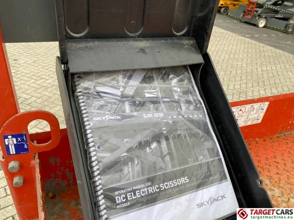 Ngritës gërshërë SkyJack SJIII-4632 Electric 4632 Scissor Work Lift 1170cm: foto 33