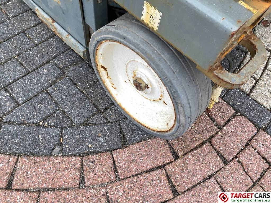 Ngritës gërshërë SkyJack SJIII-4740 Electric 4740 Scissor Work Lift 1380cm: foto 24 Ngritës gërshërë SkyJack SJIII-4740 Electric 4740 Scissor Work Lift 1380cm: foto 24