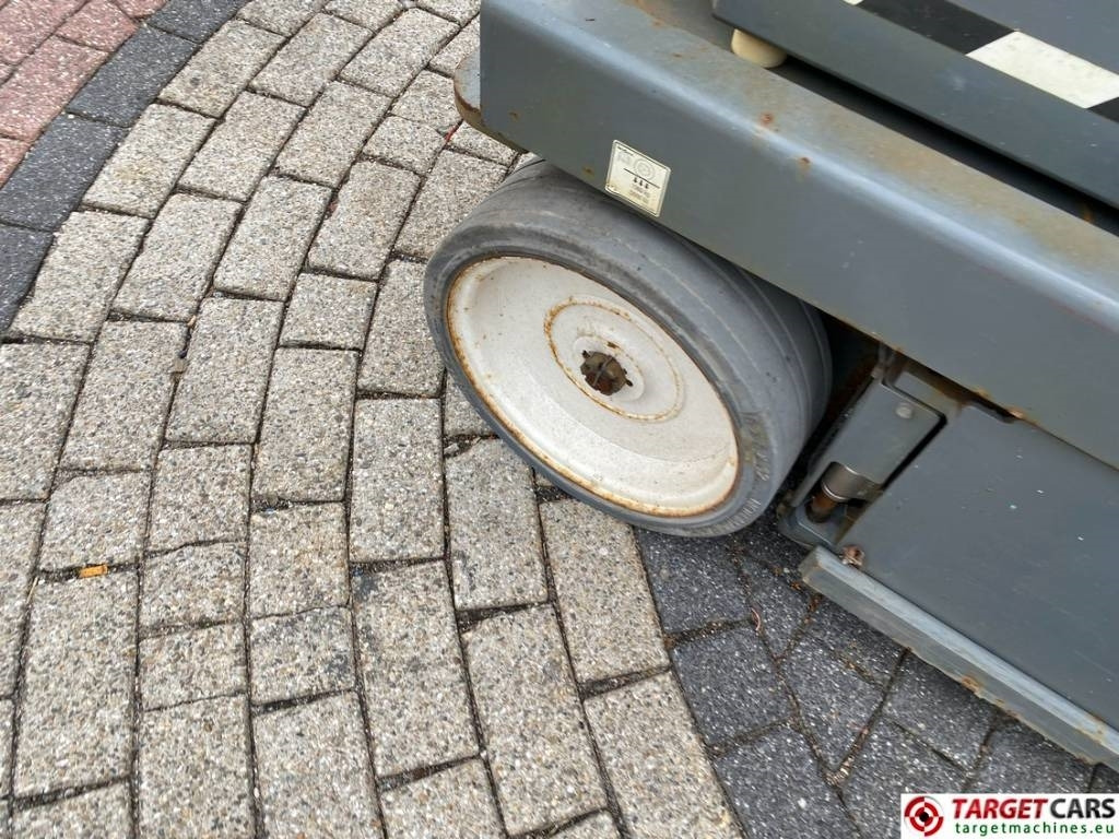 Ngritës gërshërë SkyJack SJIII-4740 Electric 4740 Scissor Work Lift 1380cm: foto 23 Ngritës gërshërë SkyJack SJIII-4740 Electric 4740 Scissor Work Lift 1380cm: foto 23