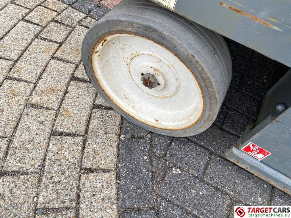 Ngritës gërshërë SkyJack SJIII-4740 Electric 4740 Scissor Work Lift 1380cm: foto 21 Ngritës gërshërë SkyJack SJIII-4740 Electric 4740 Scissor Work Lift 1380cm: foto 21