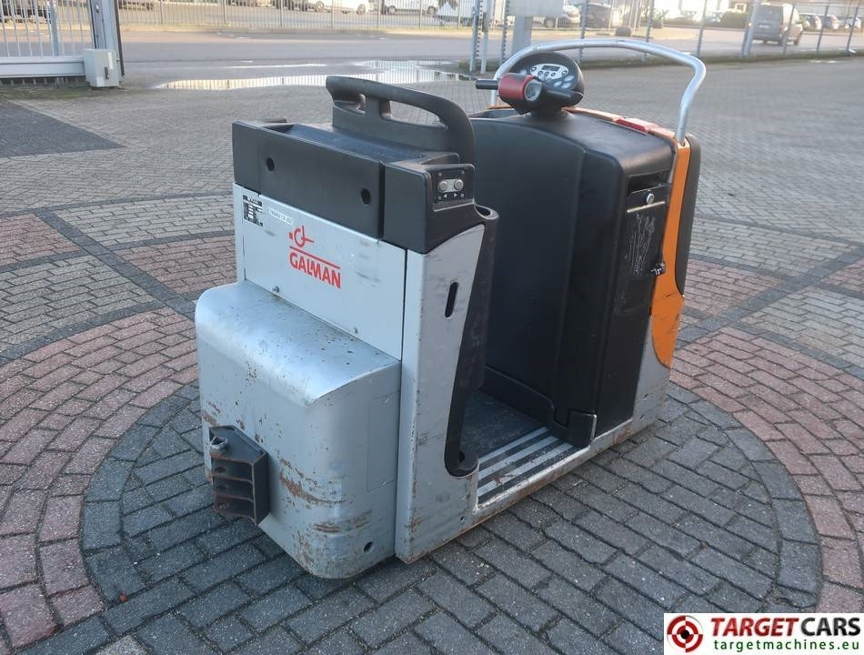 Still CX-30Z Electric Tow Truck Tractor Max 3000KG - Traktor rimorkimi: foto 3 Still CX-30Z Electric Tow Truck Tractor Max 3000KG - Traktor rimorkimi: foto 3