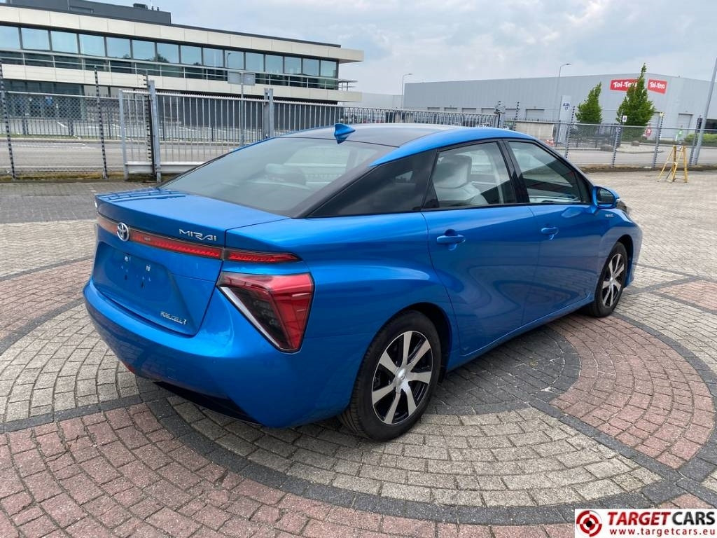 Toyota Mirai FCV HydroGen FuelCell - Sedan: foto 4 Toyota Mirai FCV HydroGen FuelCell - Sedan: foto 4