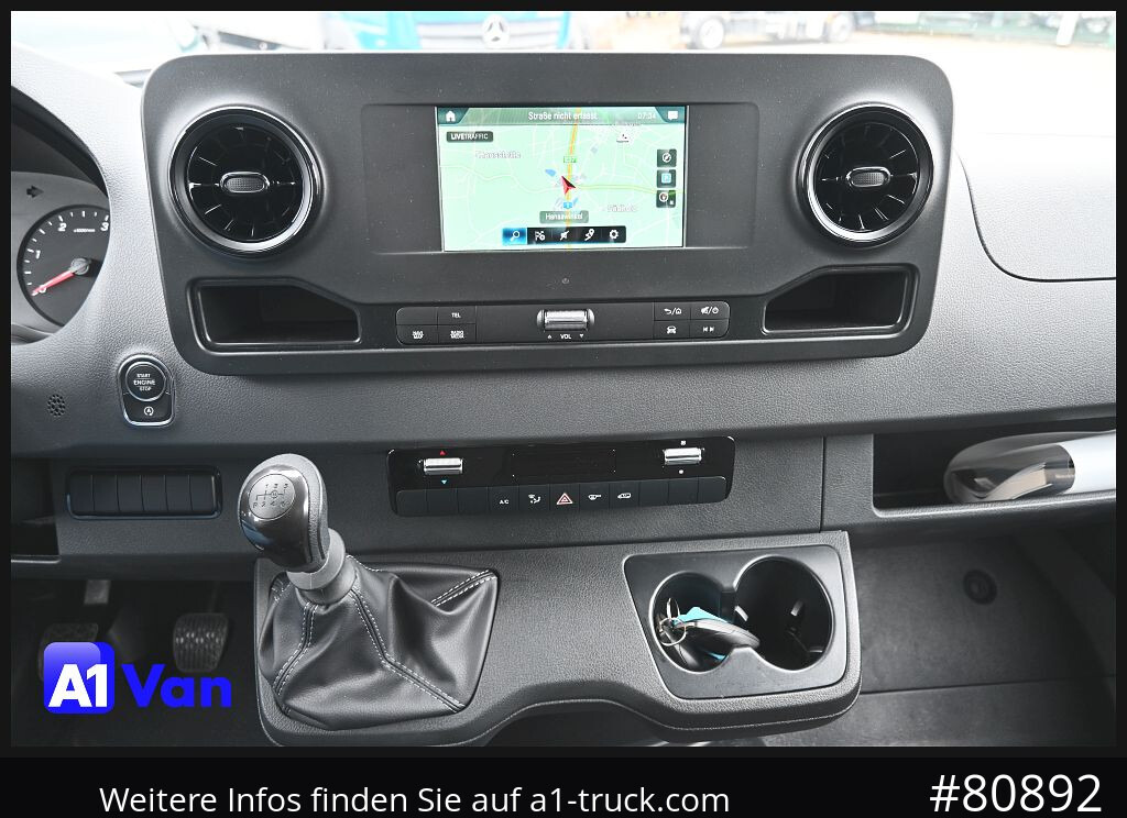 MERCEDES-BENZ Sprinter 317 CDI Fahrgestell, NEU, Klima, Tempomat, 3-Sitzer - Kamion kabinë-shasi: foto 3 MERCEDES-BENZ Sprinter 317 CDI Fahrgestell, NEU, Klima, Tempomat, 3-Sitzer - Kamion kabinë-shasi: foto 3
