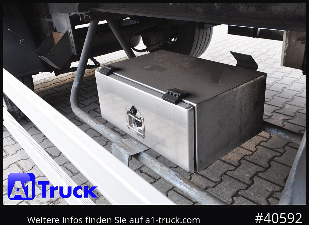 SCHMITZ Achwege & Tönjes, Rohrbahn, Fleisch, Schmitz Aufbau - Rimorkio frigorifer: foto 3 SCHMITZ Achwege & Tönjes, Rohrbahn, Fleisch, Schmitz Aufbau - Rimorkio frigorifer: foto 3