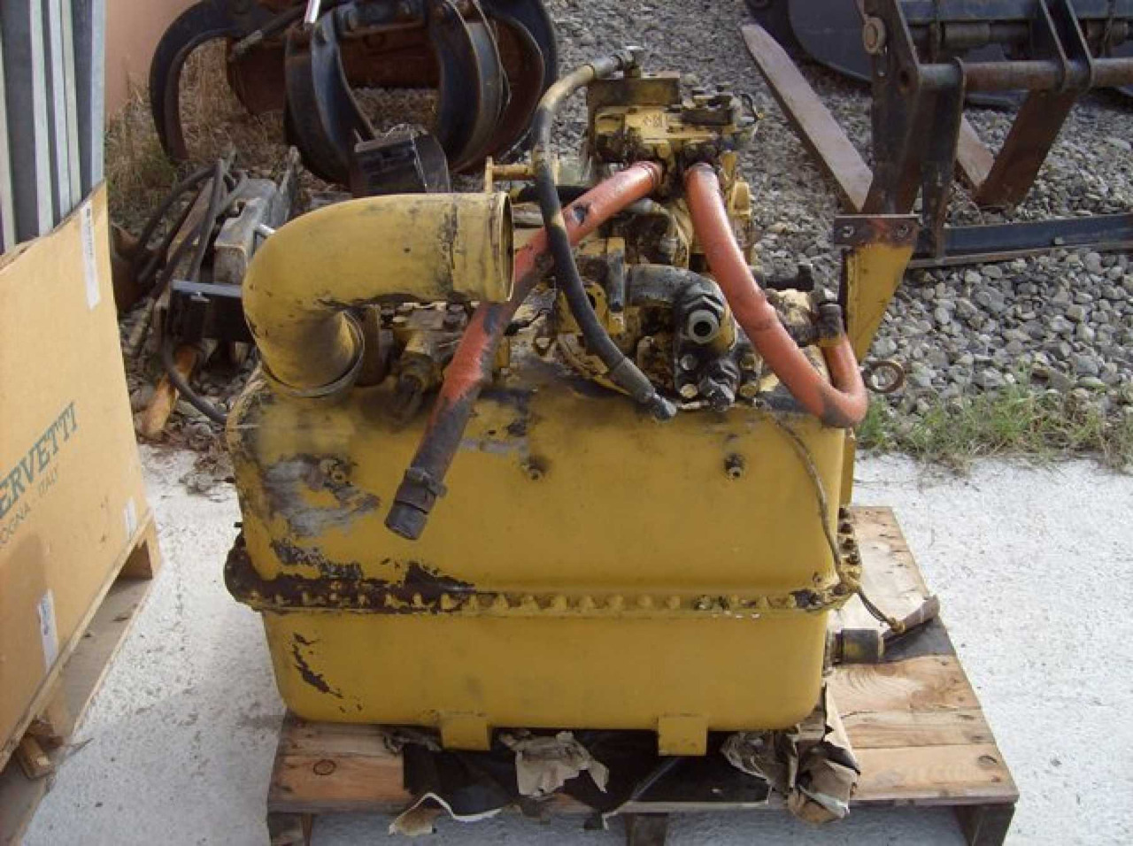 Caterpillar 966F II SERBATOIO - Trupi dhe të jashtme për Makineri ndërtimi: foto 2 Caterpillar 966F II SERBATOIO - Trupi dhe të jashtme për Makineri ndërtimi: foto 2