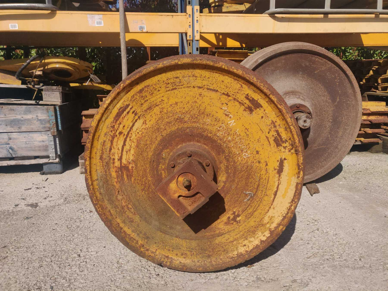 Caterpillar D7E RUOTA NUDA - Pjesë nënkarrocerie për Makineri ndërtimi: foto 3 Caterpillar D7E RUOTA NUDA - Pjesë nënkarrocerie për Makineri ndërtimi: foto 3