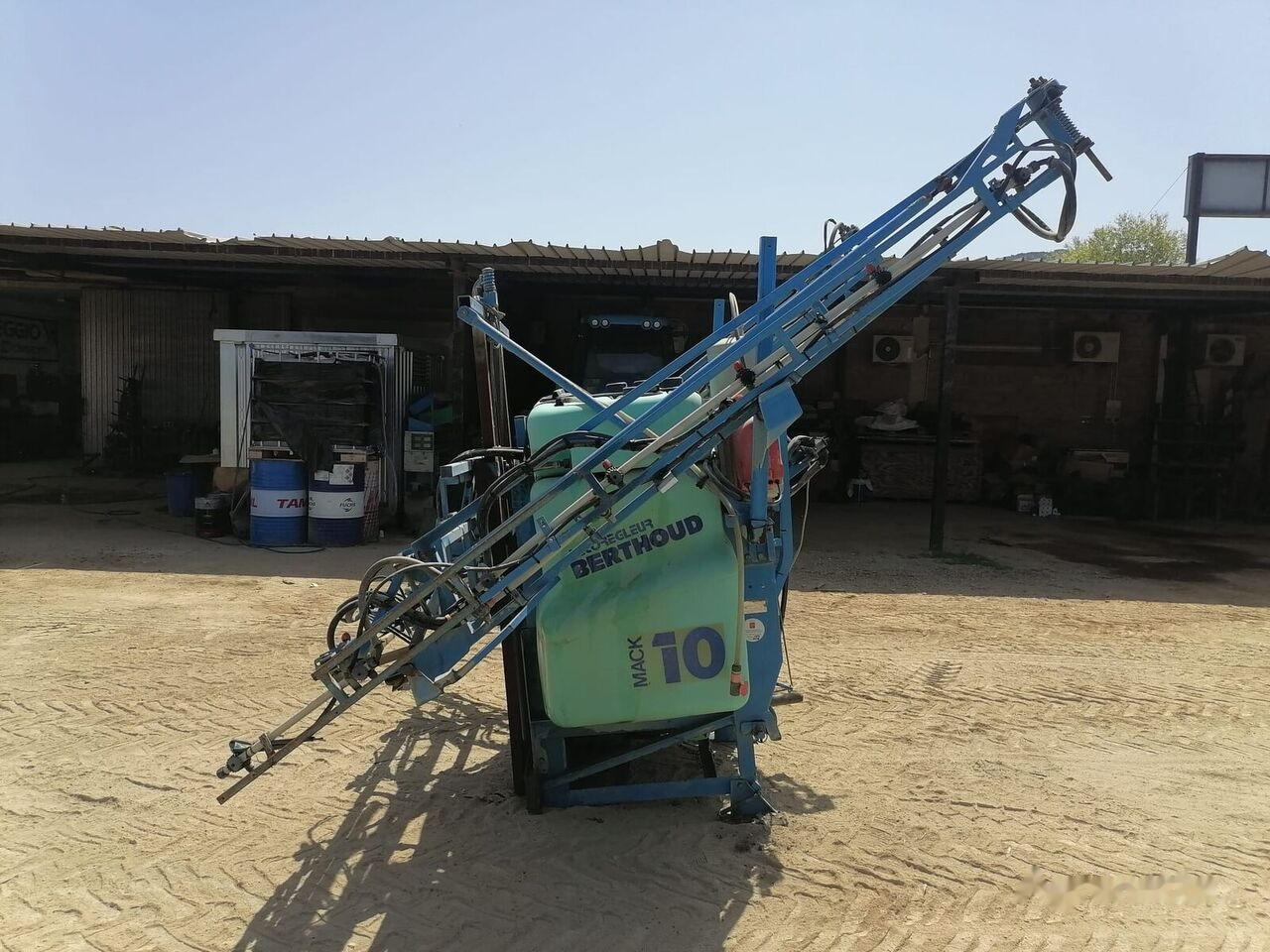 Spërkatës i montuar në traktor Berthoud MACK10: foto 8