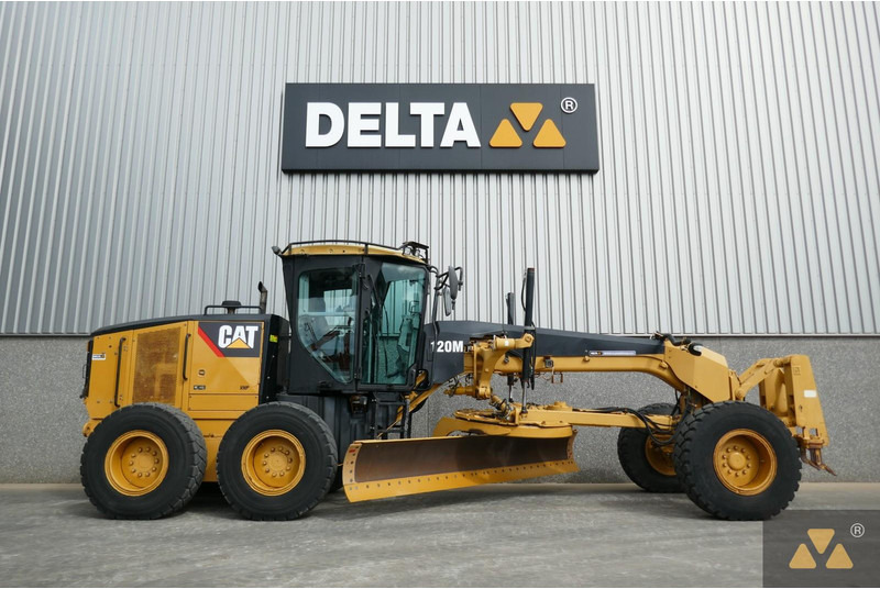 Caterpillar 120M - Makinë niveluese: foto 2 Caterpillar 120M - Makinë niveluese: foto 2