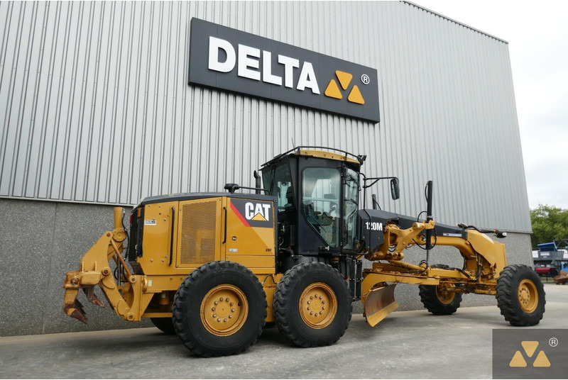 Caterpillar 120M - Makinë niveluese: foto 5 Caterpillar 120M - Makinë niveluese: foto 5