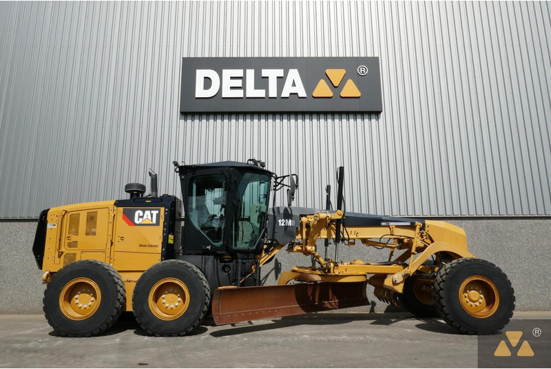 Caterpillar 12M3 - Makinë niveluese: foto 2 Caterpillar 12M3 - Makinë niveluese: foto 2