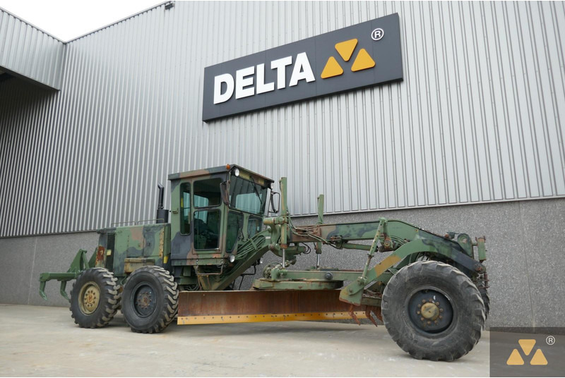 Caterpillar 130G Ex-army - Makinë niveluese: foto 3 Caterpillar 130G Ex-army - Makinë niveluese: foto 3