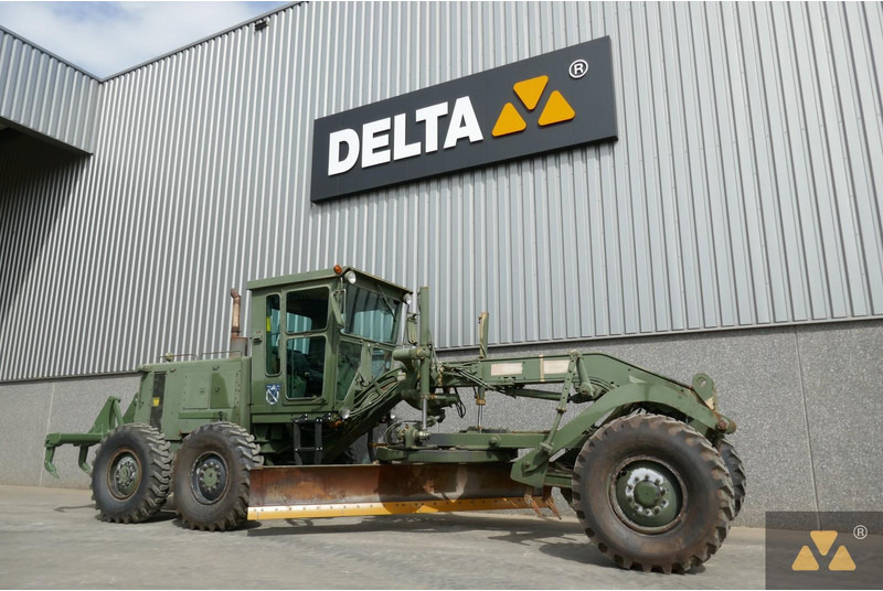 Caterpillar 130G Ex-army - Makinë niveluese: foto 3 Caterpillar 130G Ex-army - Makinë niveluese: foto 3