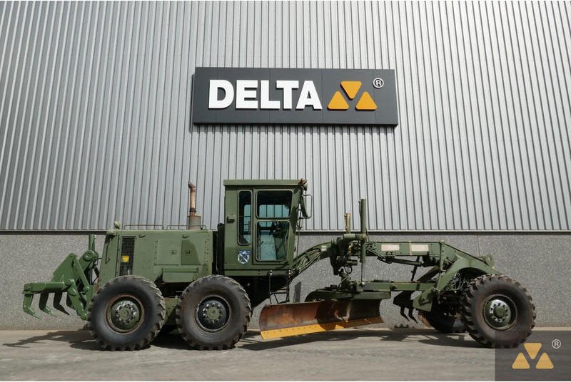 Caterpillar 130G Ex-army - Makinë niveluese: foto 2 Caterpillar 130G Ex-army - Makinë niveluese: foto 2