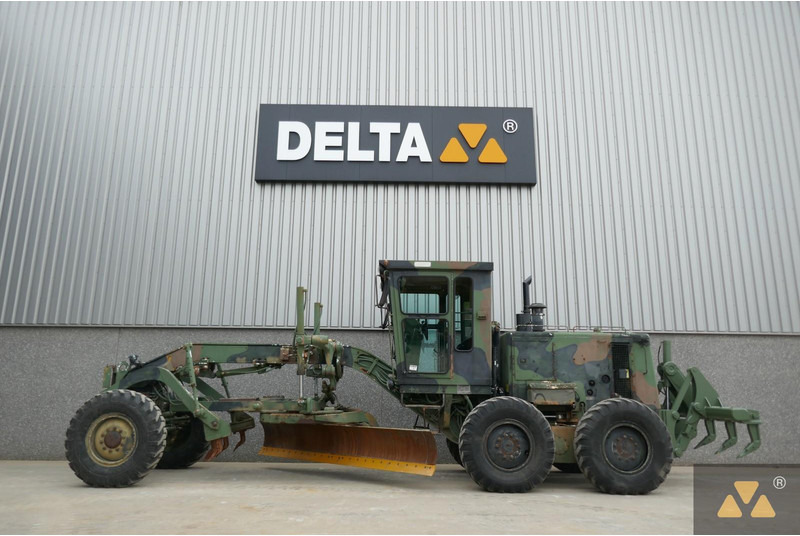 Caterpillar 130G Ex-army - Makinë niveluese: foto 1 Caterpillar 130G Ex-army - Makinë niveluese: foto 1