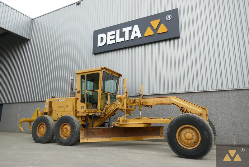 Caterpillar 130G - Makinë niveluese: foto 3 Caterpillar 130G - Makinë niveluese: foto 3