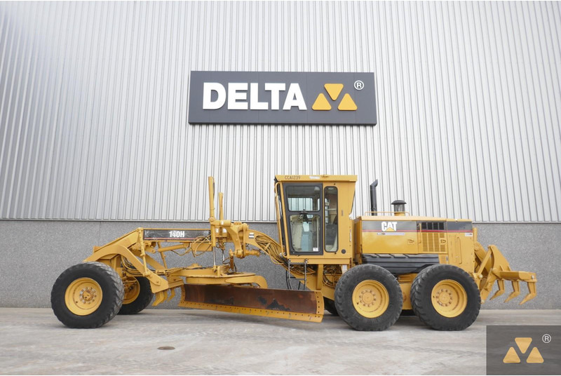 Caterpillar 140H - Makinë niveluese: foto 1 Caterpillar 140H - Makinë niveluese: foto 1