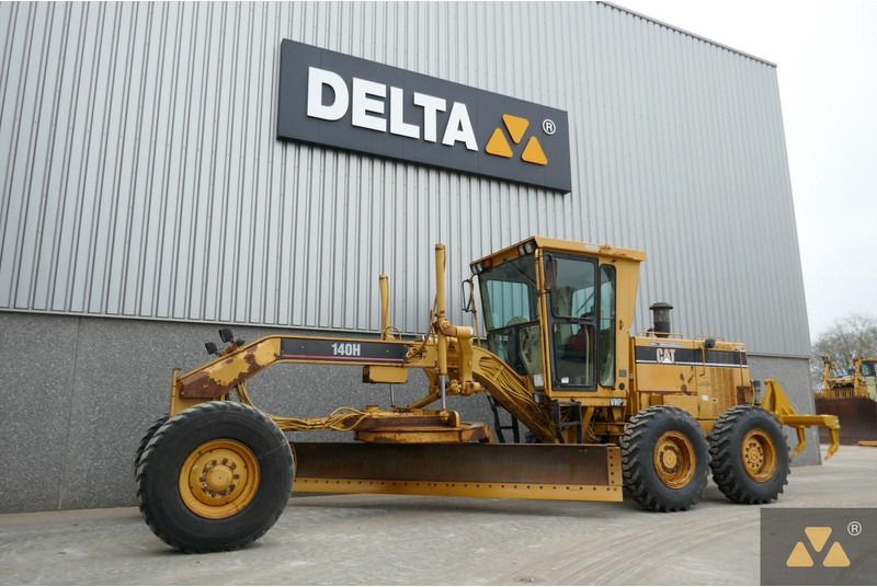 Caterpillar 140H - Makinë niveluese: foto 4 Caterpillar 140H - Makinë niveluese: foto 4