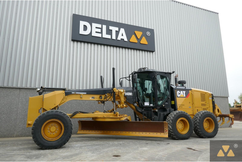 Caterpillar 140M2 - Makinë niveluese: foto 4 Caterpillar 140M2 - Makinë niveluese: foto 4