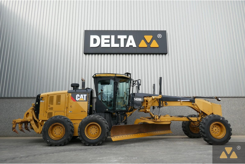 Caterpillar 140M2 - Makinë niveluese: foto 2 Caterpillar 140M2 - Makinë niveluese: foto 2