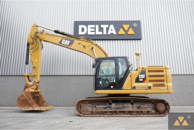 Caterpillar 320 - Ekskavator me zinxhirë: foto 1 Caterpillar 320 - Ekskavator me zinxhirë: foto 1