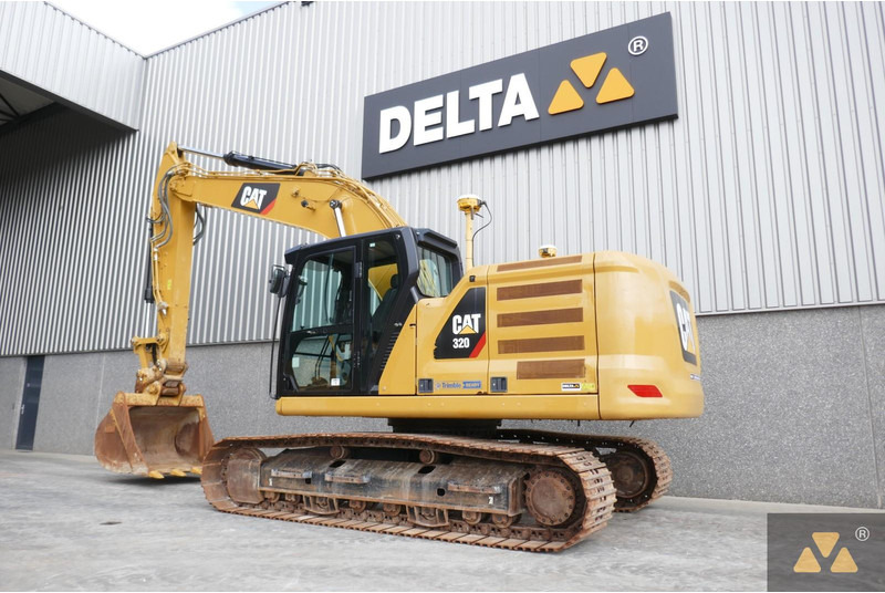 Caterpillar 320 - Ekskavator me zinxhirë: foto 4 Caterpillar 320 - Ekskavator me zinxhirë: foto 4