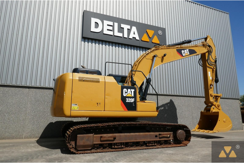 Caterpillar 320FL - Ekskavator me zinxhirë: foto 5 Caterpillar 320FL - Ekskavator me zinxhirë: foto 5