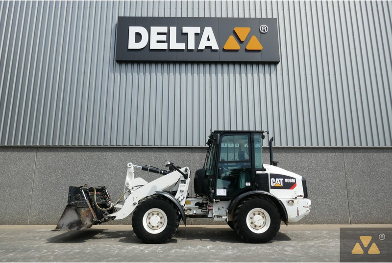 Caterpillar 906M - Fadrom me goma: foto 1 Caterpillar 906M - Fadrom me goma: foto 1