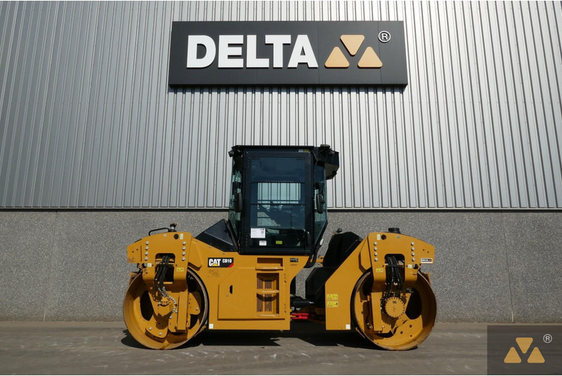 Caterpillar CB10 - Rul: foto 1 Caterpillar CB10 - Rul: foto 1